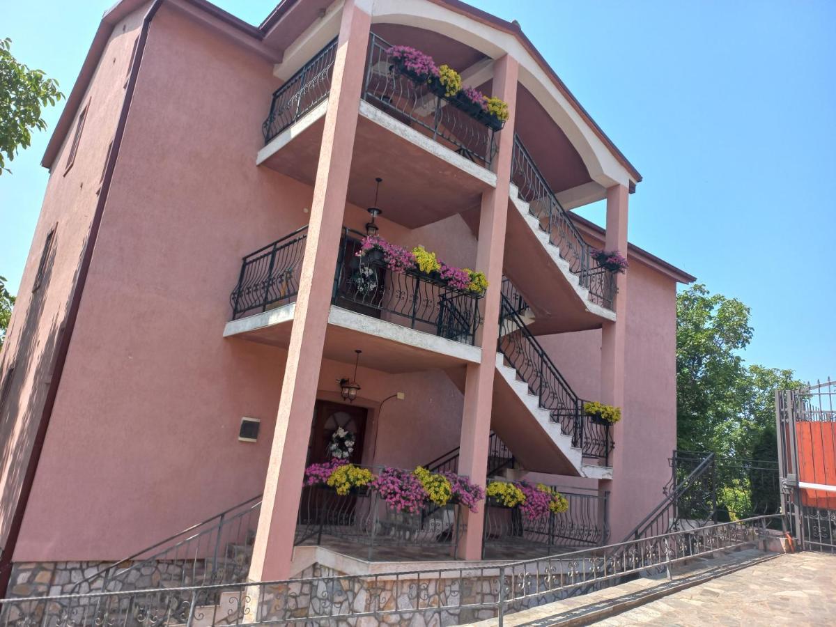 Villa Diana Apartments Skopje Extérieur photo